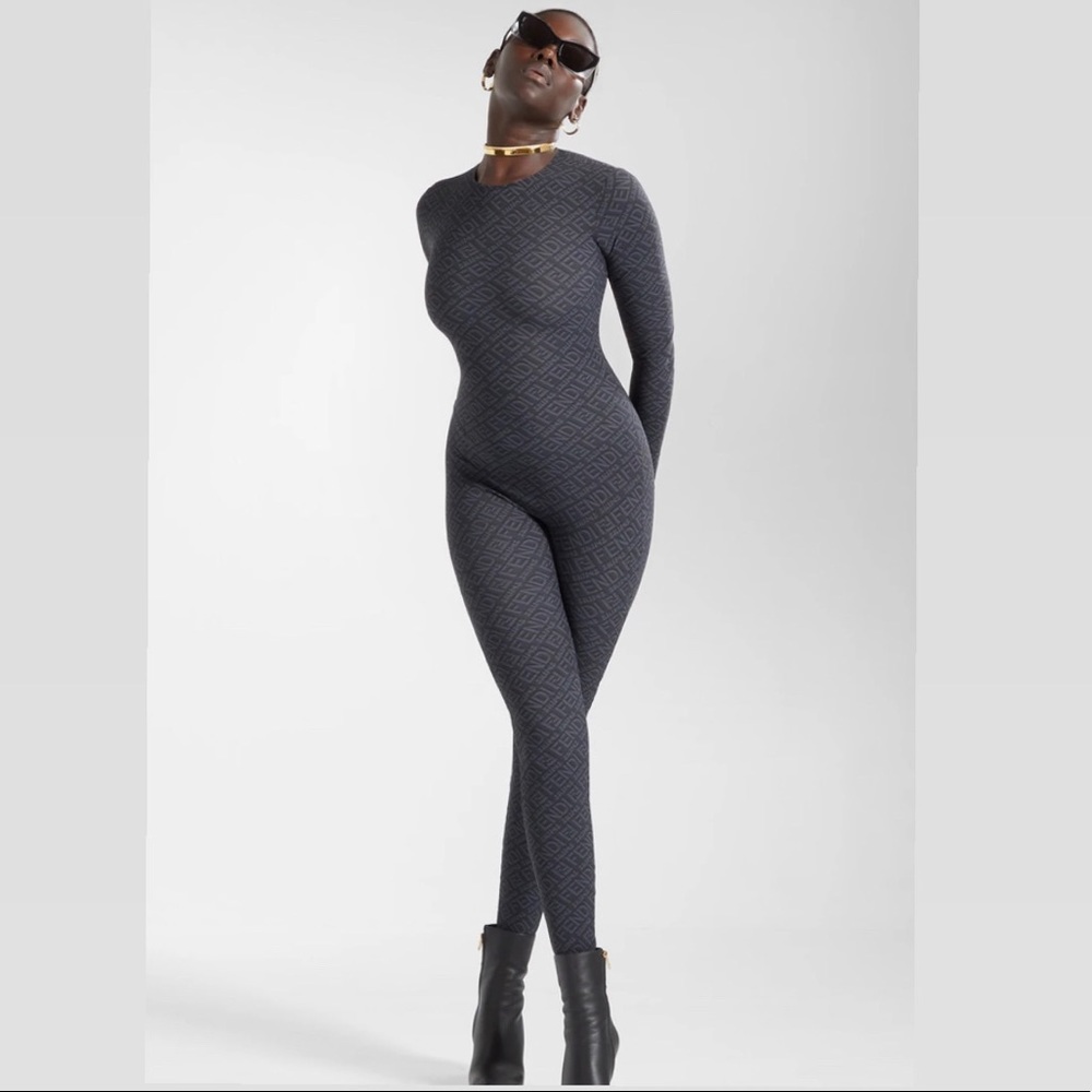 CREW NECK FULL ONESIE 
FENDI x SKIMS Limited Edition Full-body bodysuit